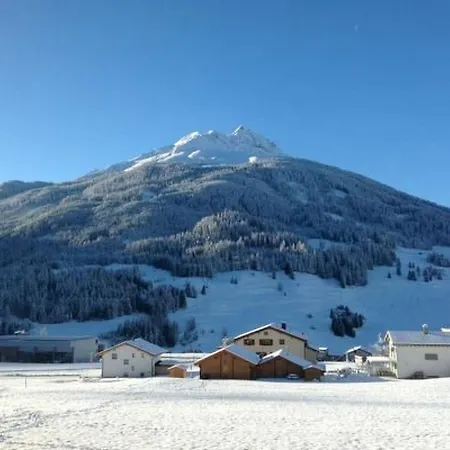 Mit Bergblick By Interhome Apartamento Savognin