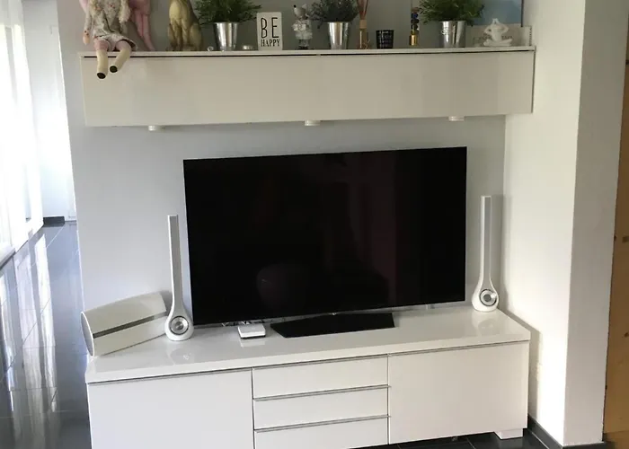 Apartamento Mit Bergblick By Interhome