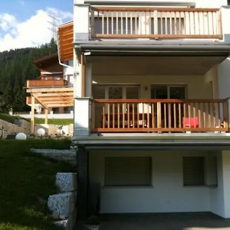 Apartment Mit Bergblick By Interhome